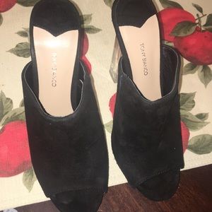 Black suede heels in good condition!